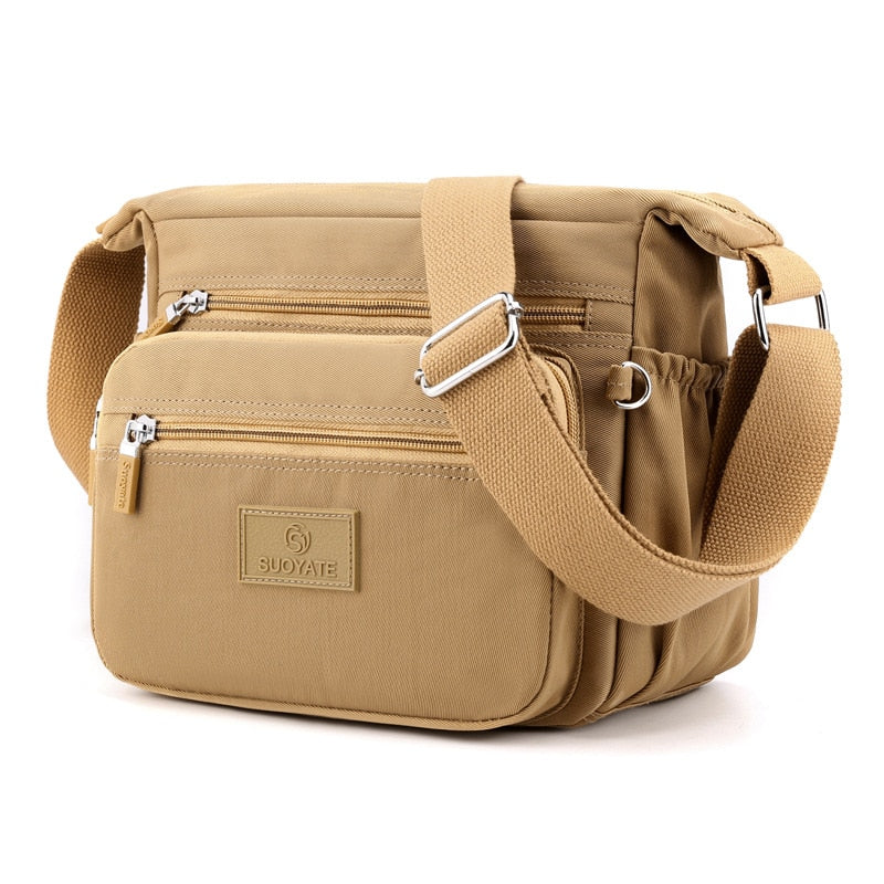 Bolsa Compacta Resistente à Água e Fechamento em Zíper