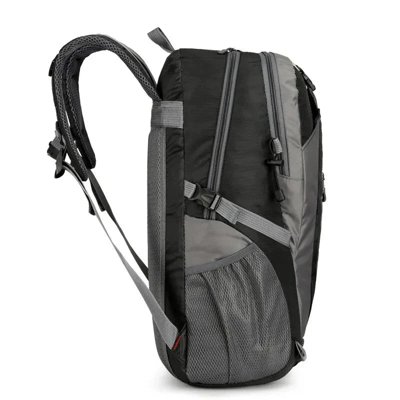 Mochila Impermeável Reforçada 40 Litros